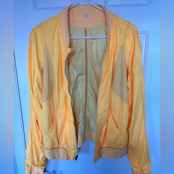 Lululemon Reversible Windbreaker/Track Jacket - Size 10 - Picture 4 of 13